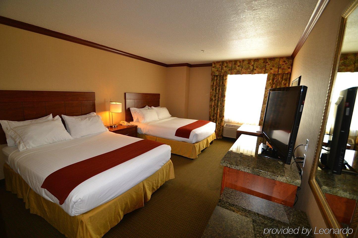 Holiday Inn Express Hotel & Suites Portland-Northwest Downtown By Ihg Екстериор снимка